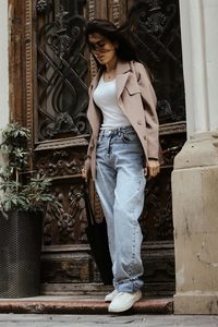 How to Style One Pair of Jeans Five Different Ways
